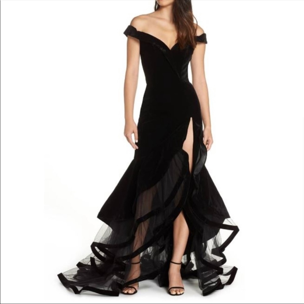 Mc duggal show stoppper